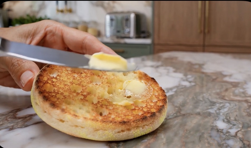 English Muffins — recipe by katplaystennis